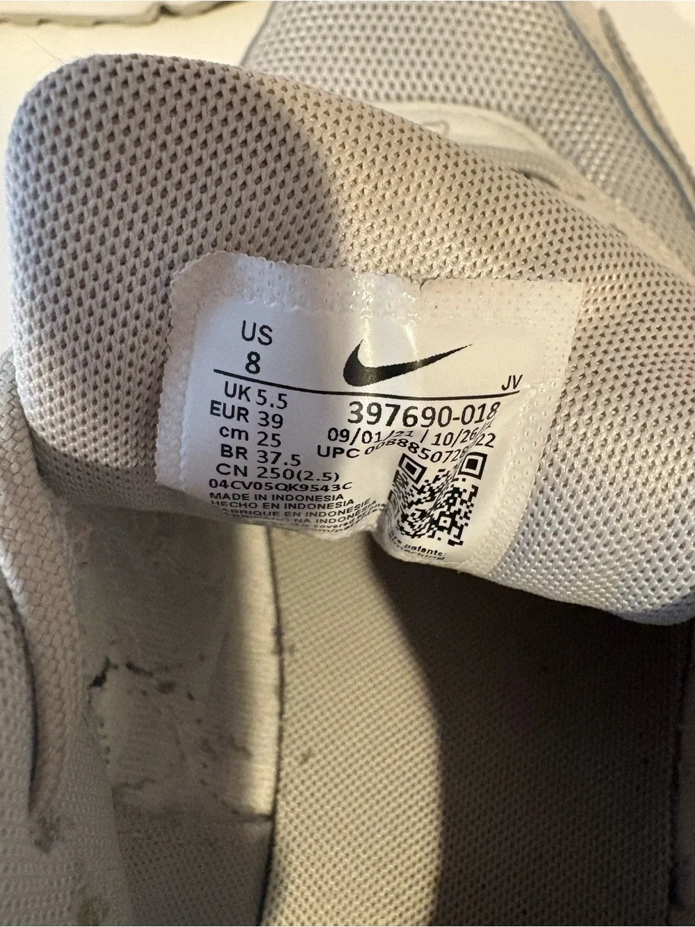 Light Grey NIKE Air Max 1 Sneakers